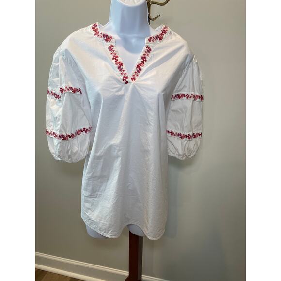 Linda anderson Tops - Linda Anderson Red Embroidered Floral Puff‑Sleeve Top (100% Cotton) – Size XL